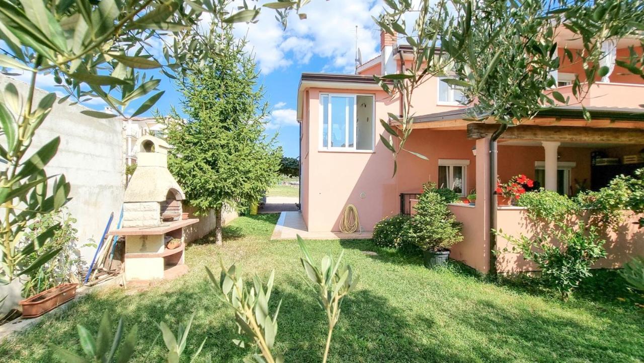 Stelia Daire Novigrad Istria Dış mekan fotoğraf